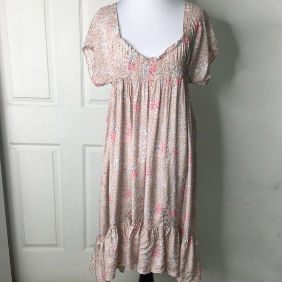Free People Smocked Peasant Dress Size Medium Pink Floral - Picture 1 of 13